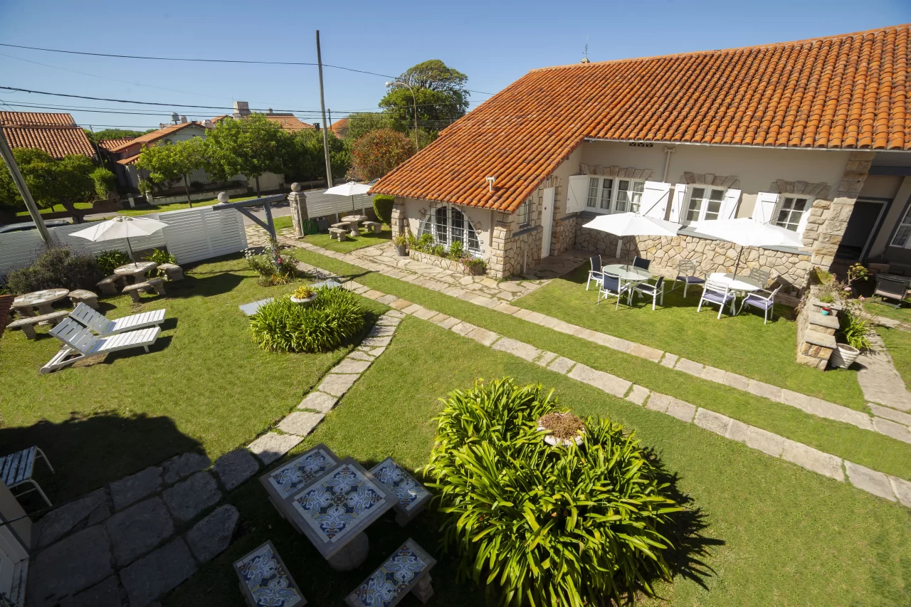 Departamentos, habitaciones y hostal alquiler vacacional Miramar Argentina