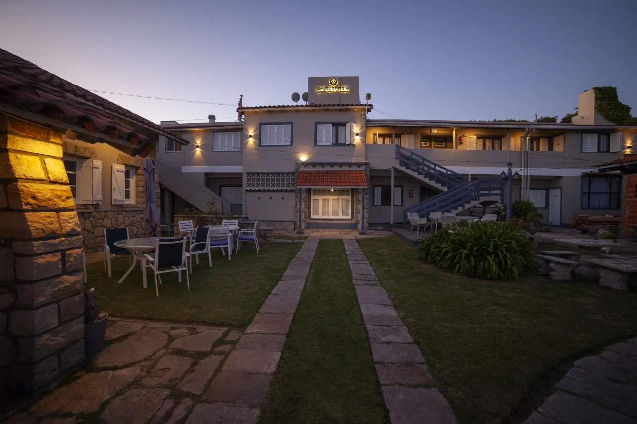 Departamentos, habitaciones y hostal alquiler vacacional Miramar Argentina